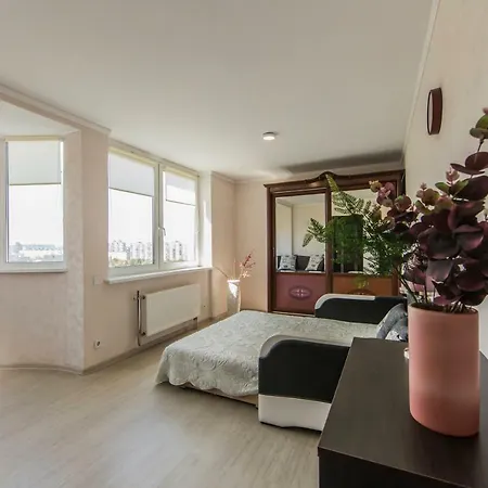 Apartment Super View, Luxury Near Chernihiv Metro.